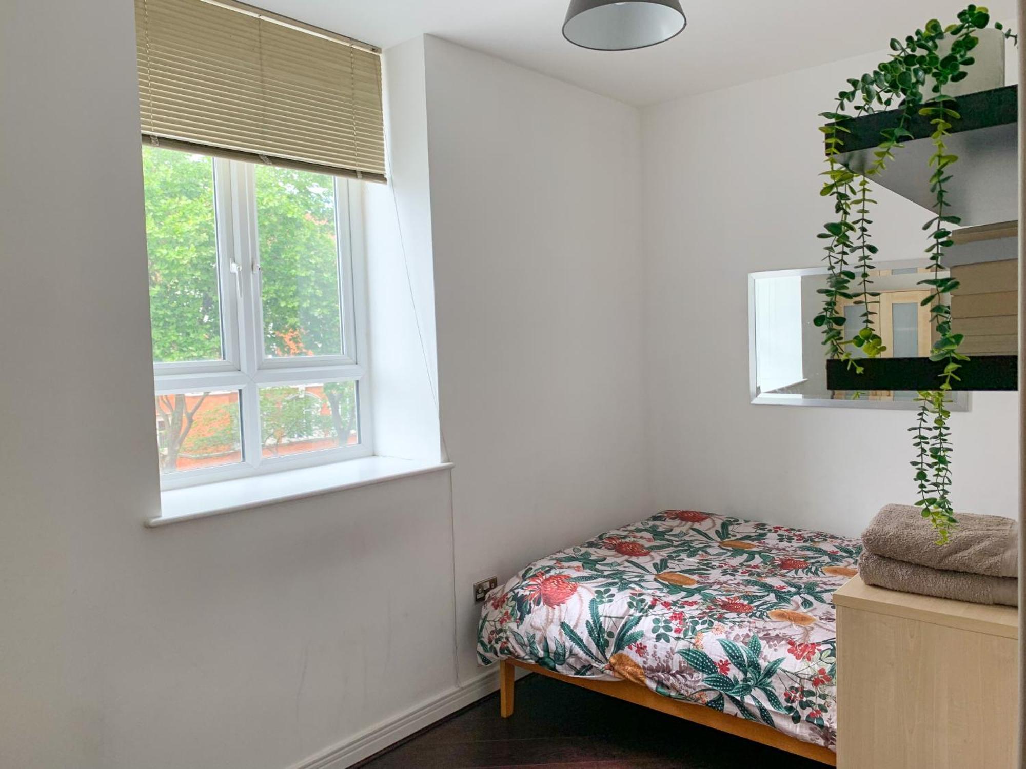 Room In Stratford With Private Bathroom And Parking London Eksteriør billede